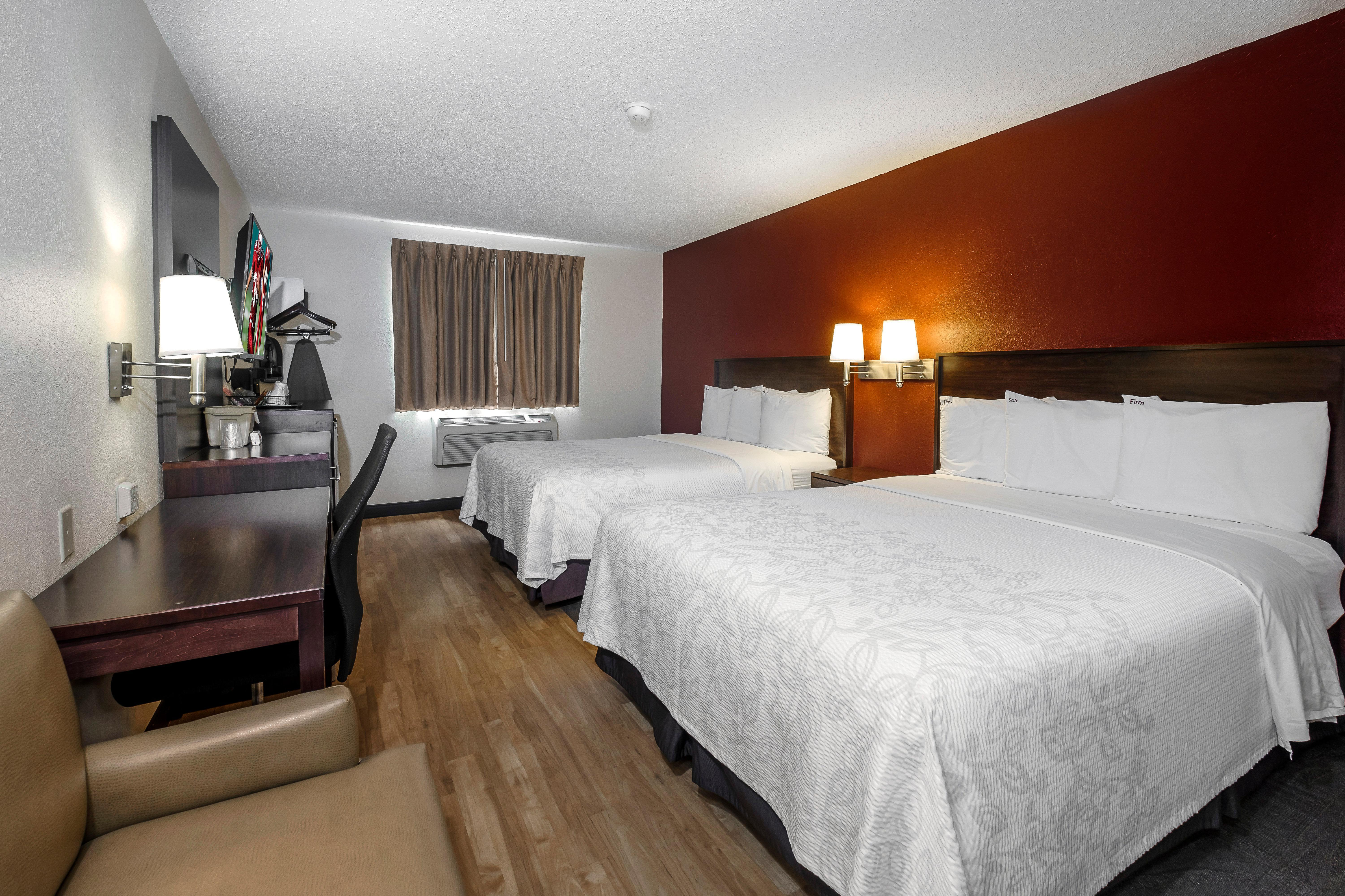 Red Roof Inn Plus+ & Suites Malone Ngoại thất bức ảnh