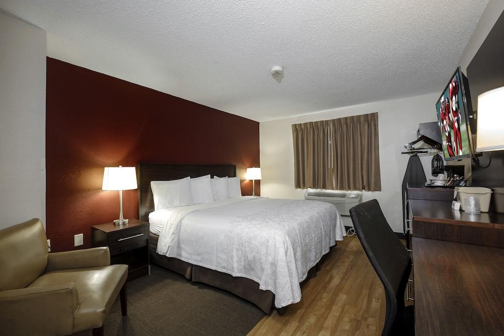 Red Roof Inn Plus+ & Suites Malone Ngoại thất bức ảnh