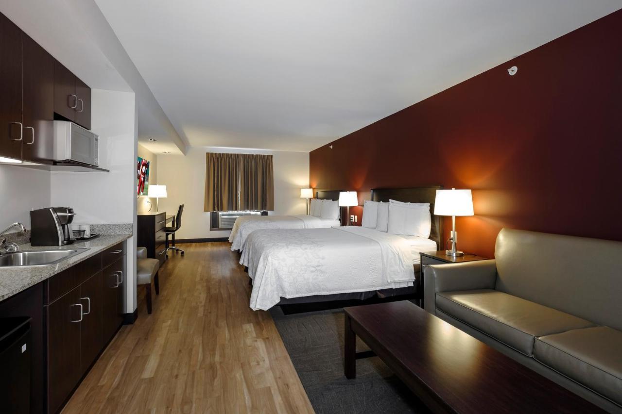 Red Roof Inn Plus+ & Suites Malone Ngoại thất bức ảnh